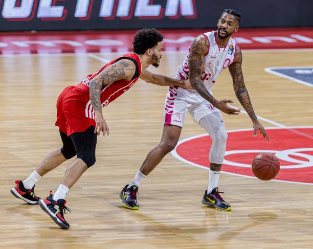 皇马高层已 皇马高层已