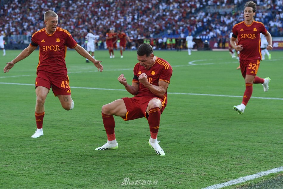 特邀了几名 特邀了几名